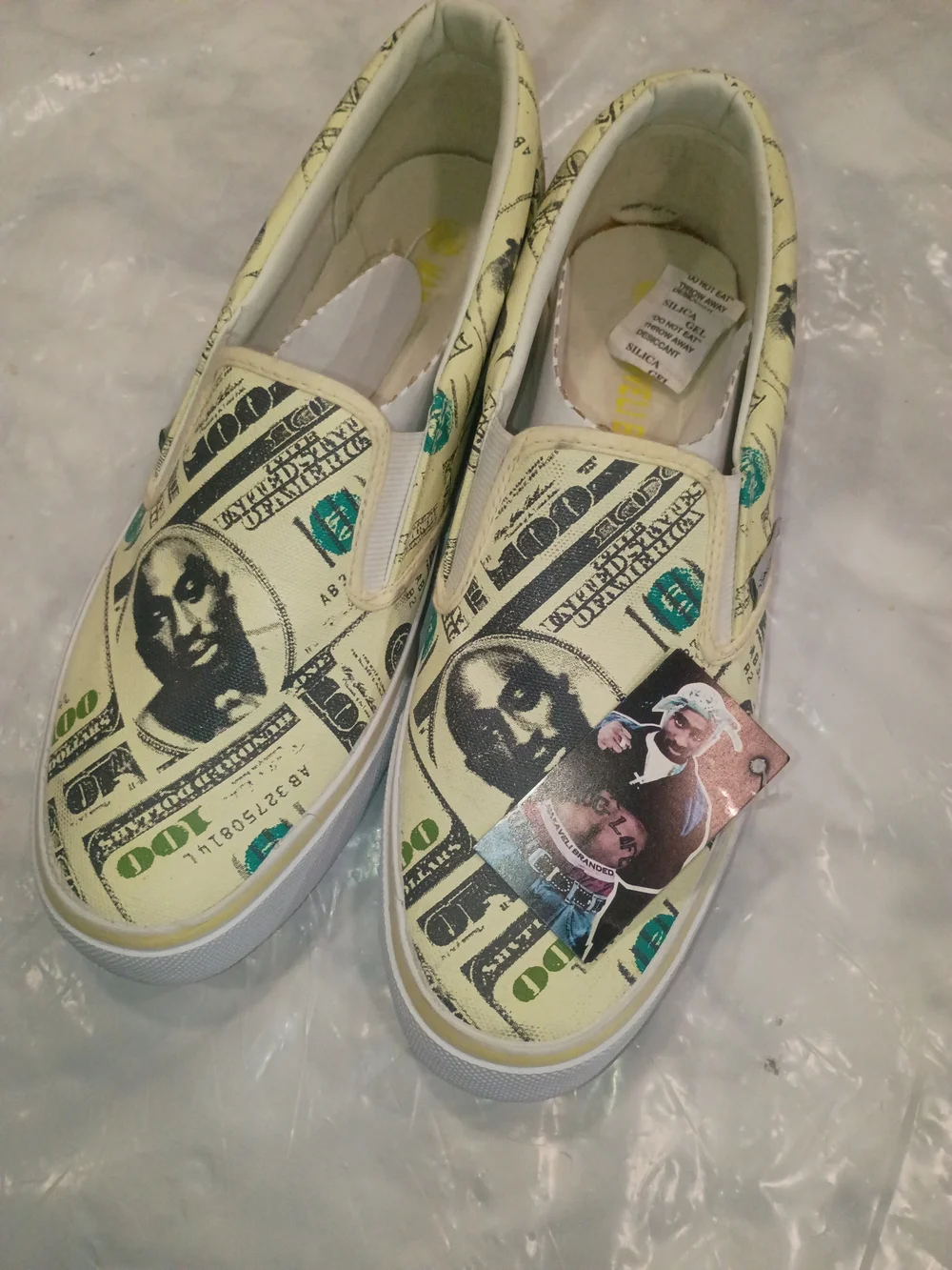 Canvas Slip-On 2Pac Makaveli Branded Size 9.5